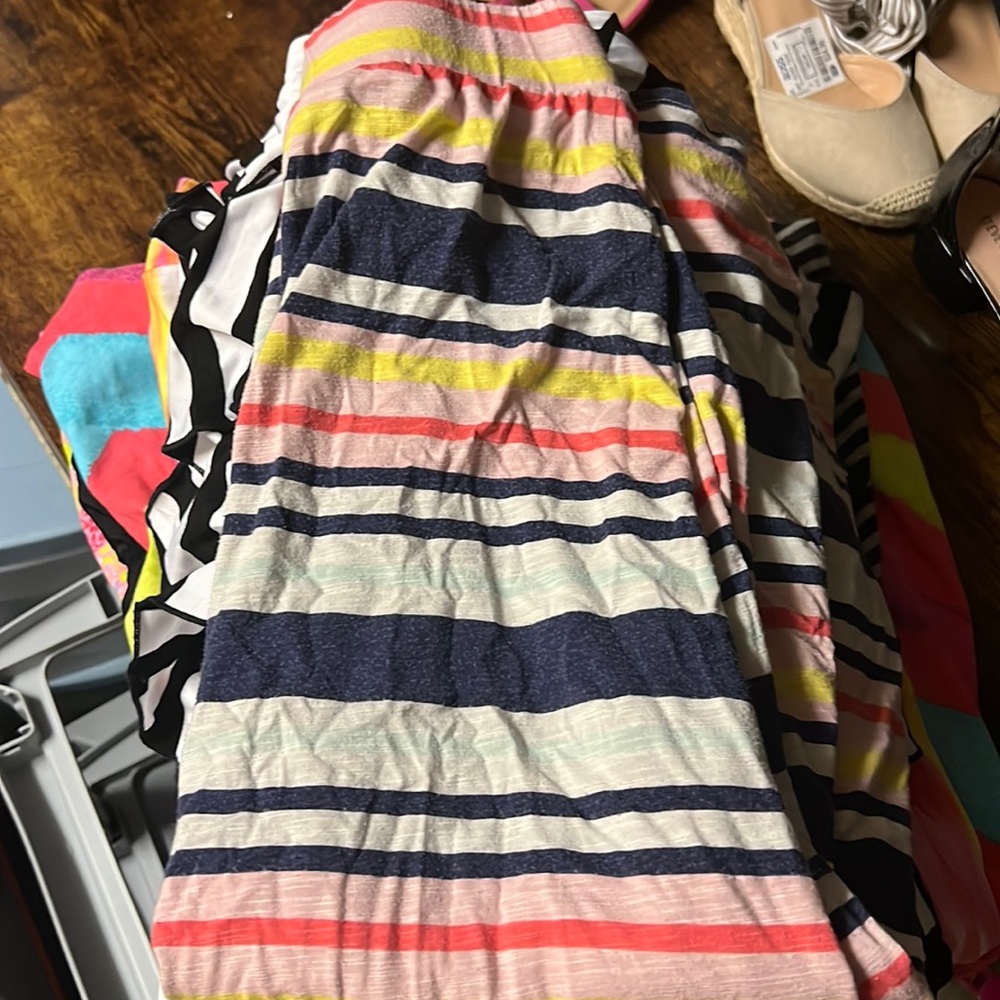 Girls long skirt. Large